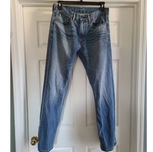 ❄B1G2 ❄ Levi's jeans